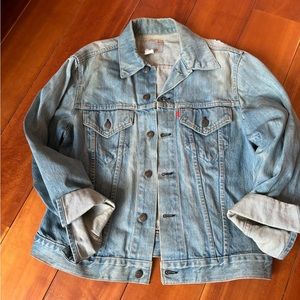 Vintage Levi’s denim jacket
